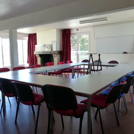 Etap'auvergne Apartamento *